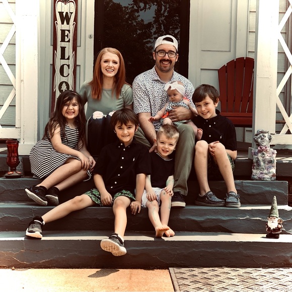 Meet your Posher, Kate - Picture 2 of 7